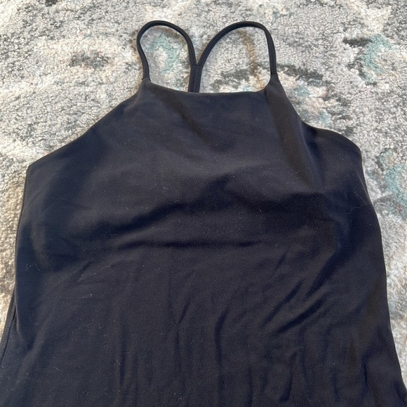 Lululemon Sun Setter Tank in Black - Picture 2 of 7